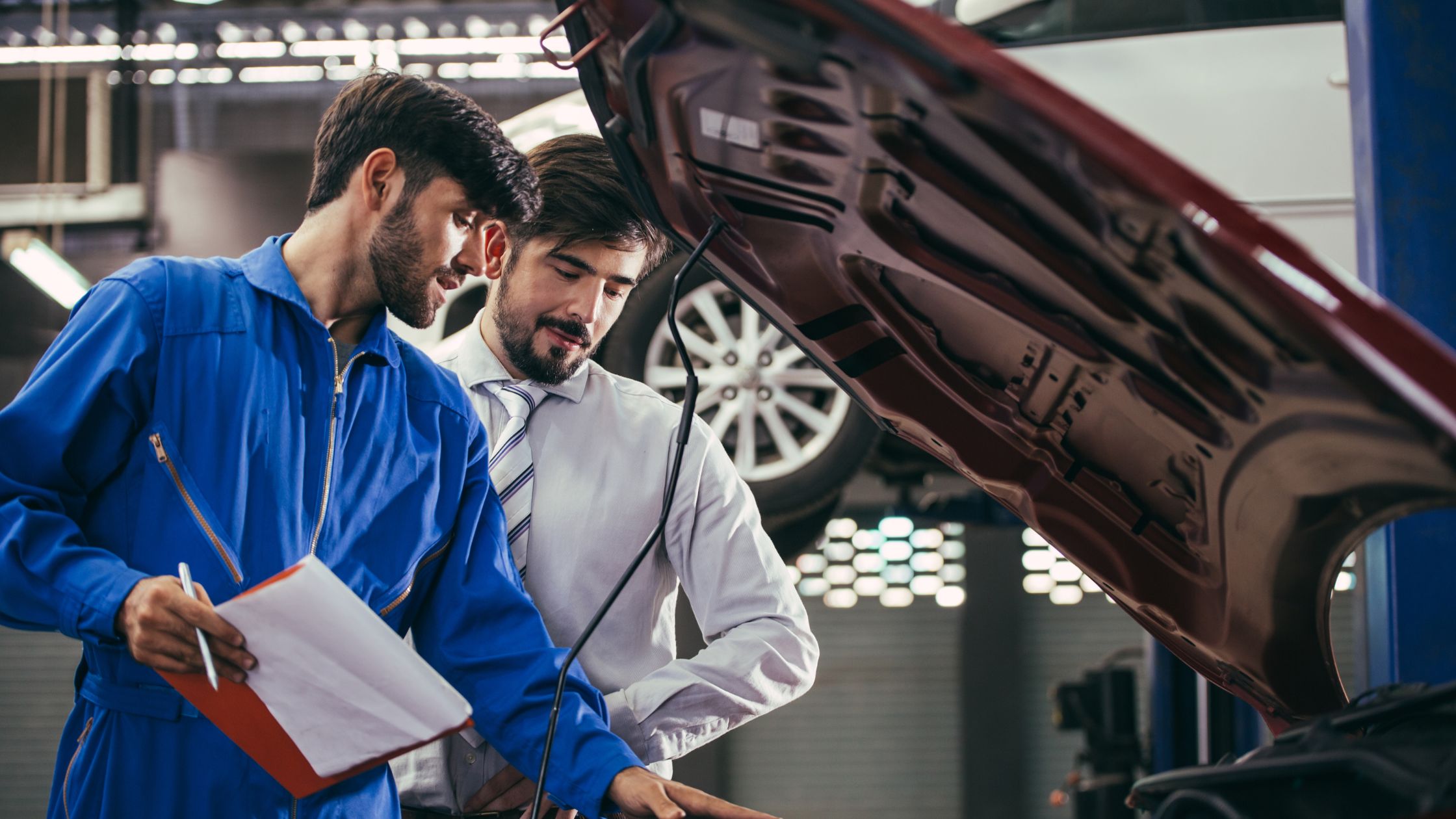 CAR MAINTENANCE AND SERVICE CHECKLIST